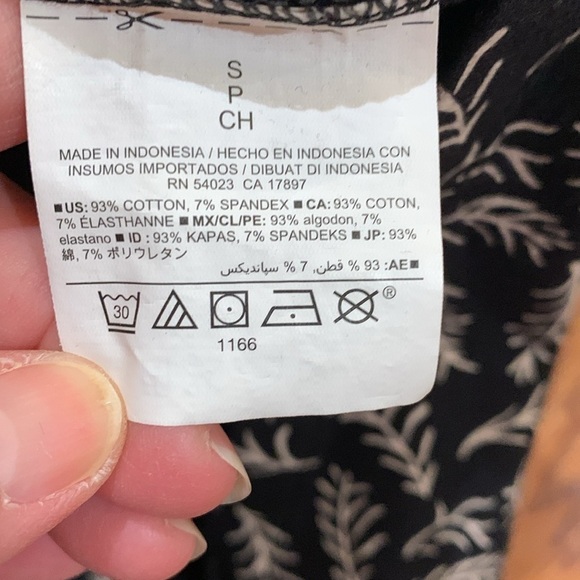 Old Navy Black Leaf Print Cotton/Spandex Blend Dress Size SP - Picture 4 of 4